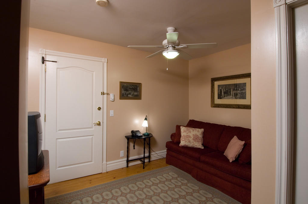 Auberge Knowlton Lac-Brome Habitación foto